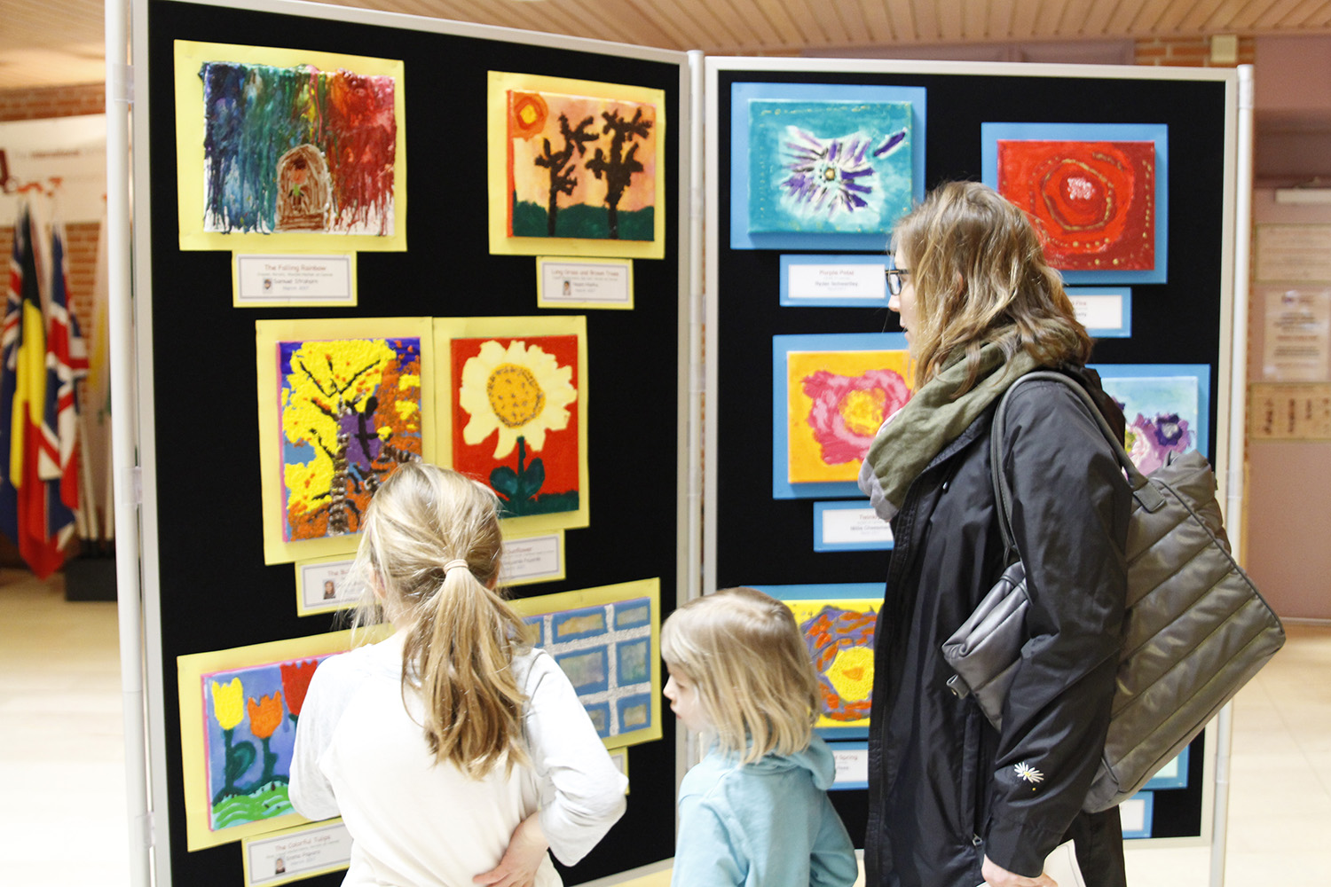 Kindergarten students transform ISA into a modern art gallery