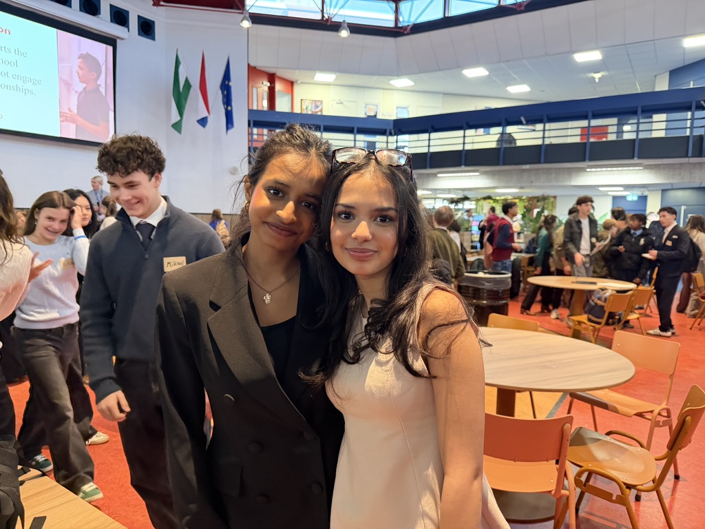 817FD0EA-EFEE-4E0A-9BAA-EFB48489F747_1_105_c